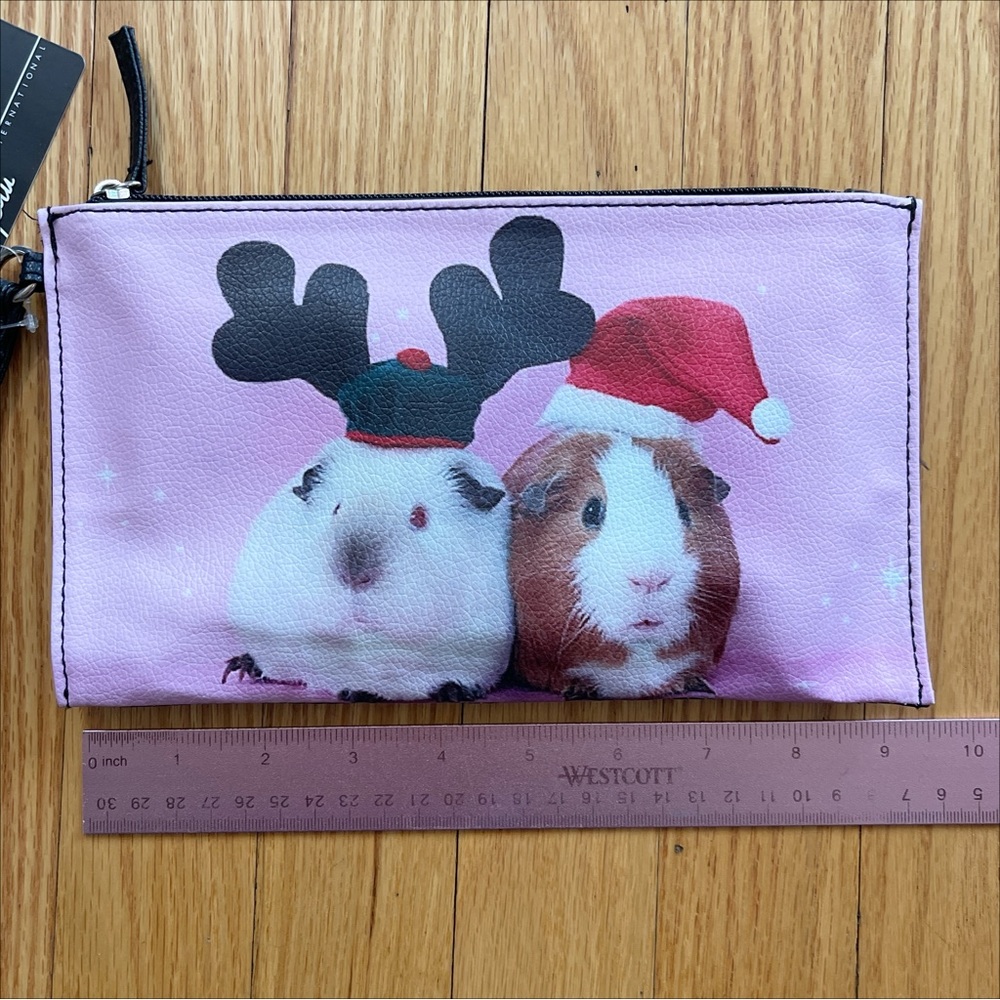 Holiday Guinea Pig Wristlet